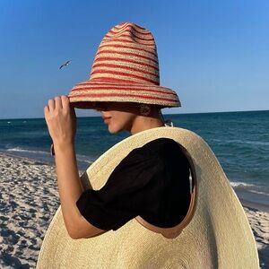 Cult Gaia MAGDA HAT - LOLLIPOP MULTI